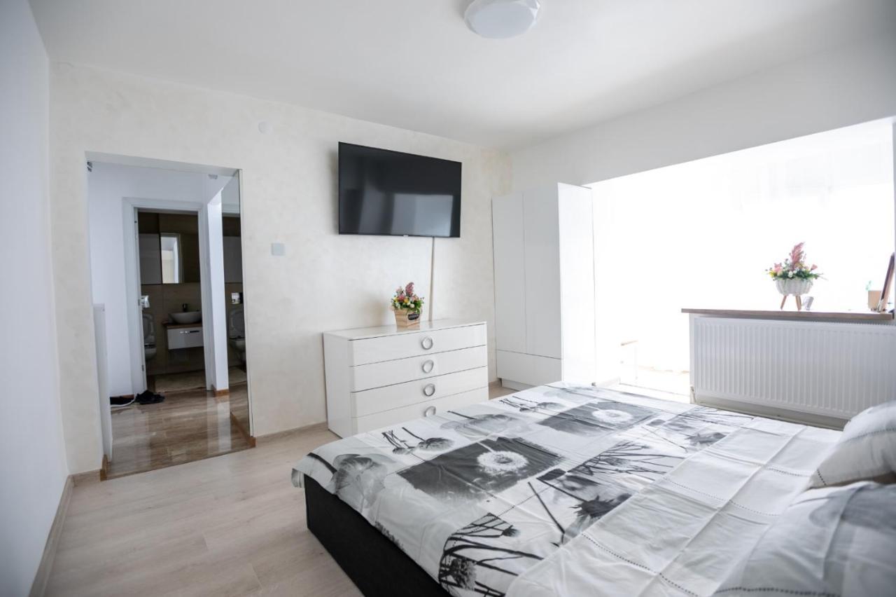 Apartament Central Târgu Jiu Esterno foto
